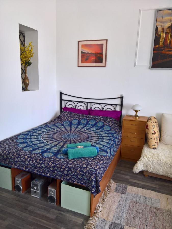 Sunflower Apartment Budapest Bagian luar foto