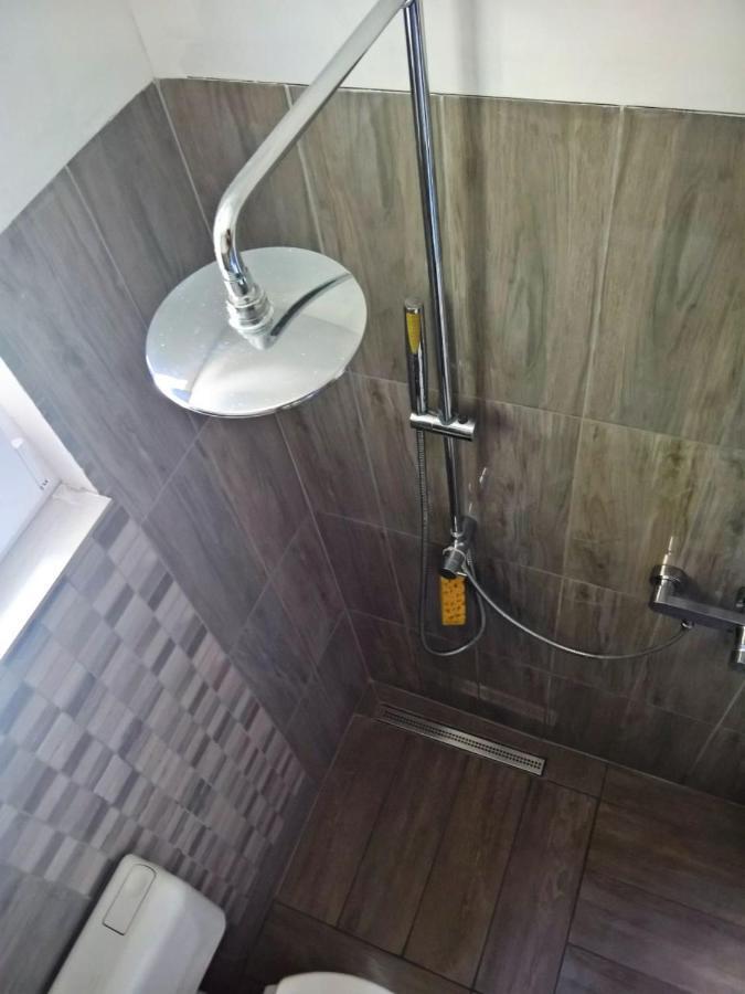 Sunflower Apartment Budapest Bagian luar foto